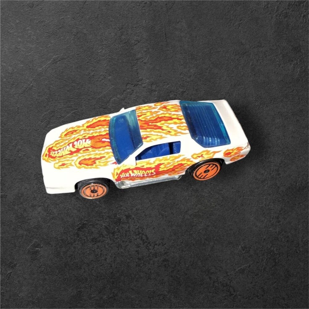 Vintage 80s 90s hot wheels Mattel race car with flames Hot‎ Rod Racer